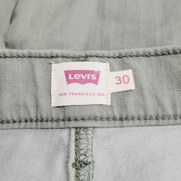 LEVI'S mens Flat Front Chino Casual Shorts Size 30 Green Stretch Comfortable - Picture 7 of 9